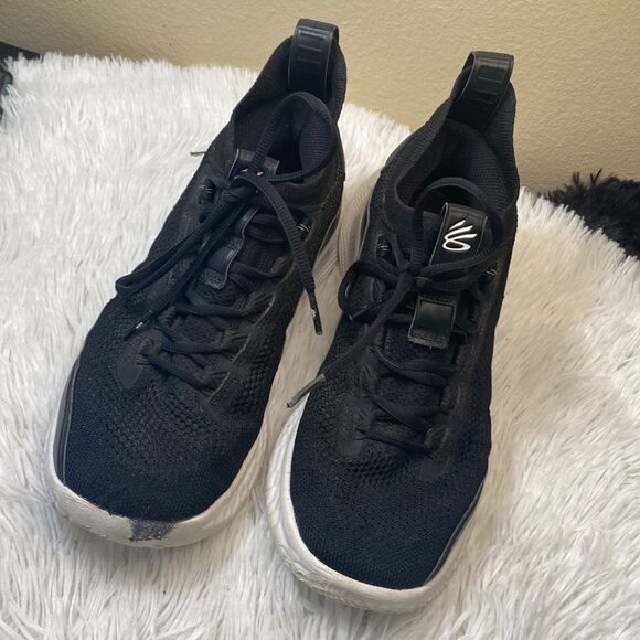 Under ARMOUR TRAINING Unisex TEAM CURRY Mens 8.5 Women’s Sz 10 Basketball Shoes - Picture 3 of 13